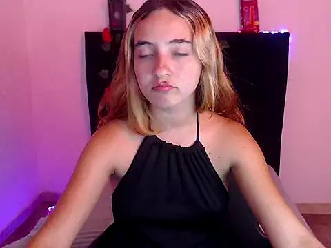 mandyy_dirty from StripChat is Freechat