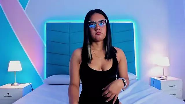 mara_winters_ from StripChat is Freechat
