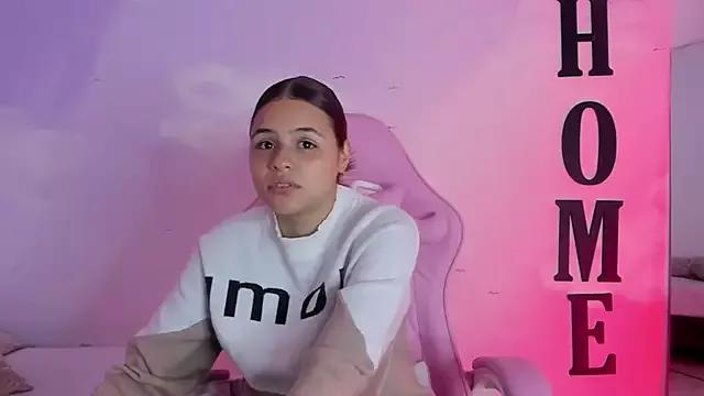 Maraxrivera from StripChat is Freechat