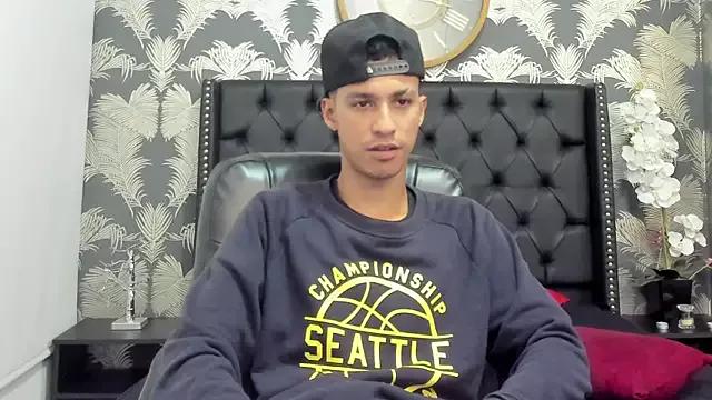 Marcus_Jeron from StripChat is Freechat