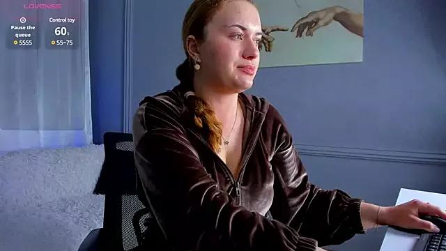 Margot_Ocean webcams show profile image 