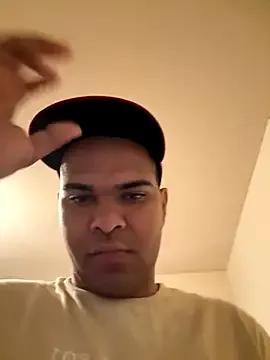 Marhi32 webcams show profile image 