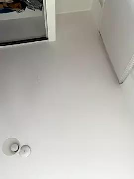 Maria-White from StripChat is Freechat