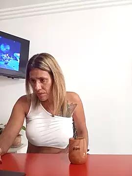 maria8282 from StripChat is Freechat