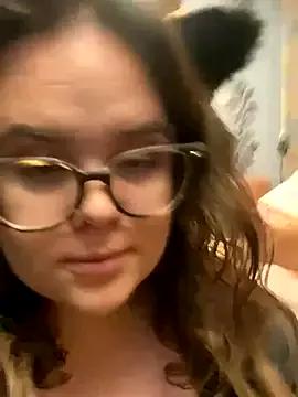 MariaMirabella from StripChat is Freechat