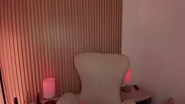 MarianL0ve from StripChat is Freechat