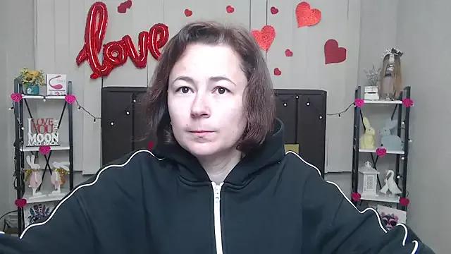 MarieSho from StripChat is Freechat