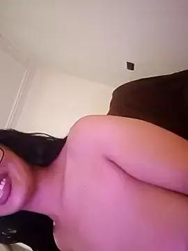 Marilyn_Monroee from StripChat is Freechat