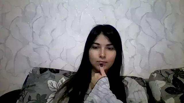 Marina_Edwards from StripChat is Freechat