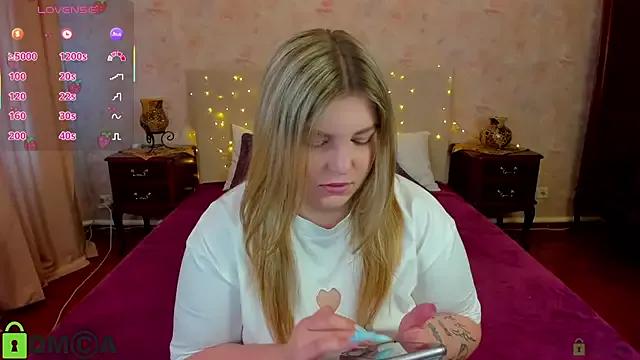 MarmaladeStacy from StripChat