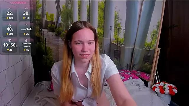 MarryJanes from StripChat is Freechat