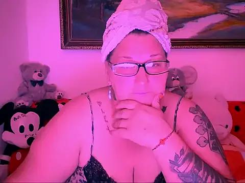 Marryllunax from StripChat
