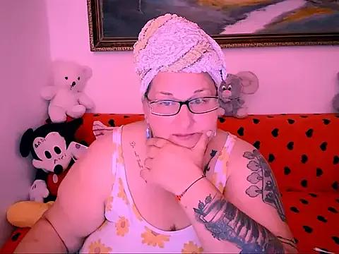 Marryllunax from StripChat