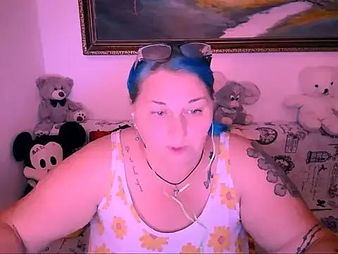 Marryllunax from StripChat is Freechat