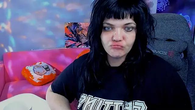 Discover our girls online shows and discover the company of countless livestreamers, with stunning shapes, sex toys and more.