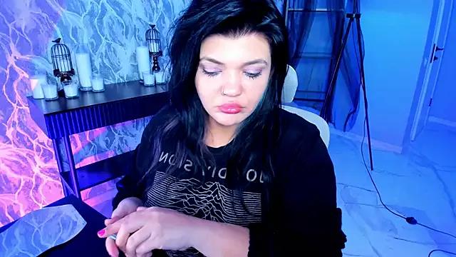 MaryHarrys from StripChat is Freechat