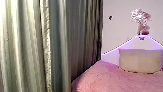 Maryxs from StripChat is Freechat