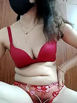 MaryyLy from StripChat is Freechat