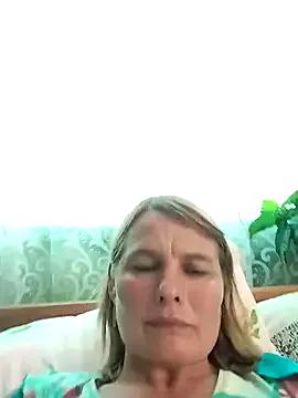 Masha4121 from StripChat is Freechat