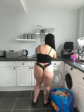 Photos of MaskedMollyxo from StripChat is Freechat