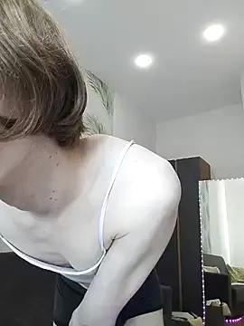 MasuzyShy from StripChat is Freechat