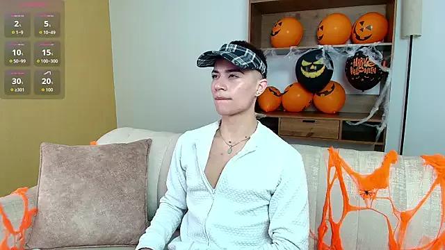 MatheoMontclair webcams show profile image 