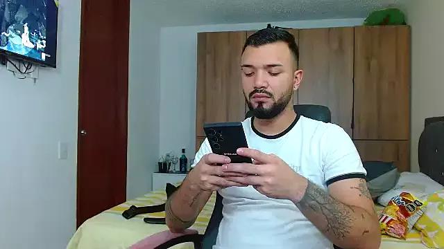 mathew_vidal1 from StripChat is Freechat