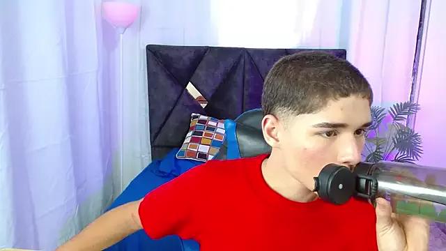 Mattass18 from StripChat