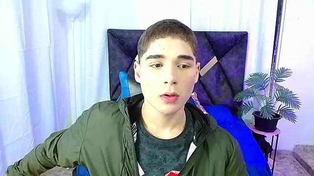 Mattass18 from StripChat