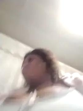 MATUREBUSSTY from StripChat is Freechat