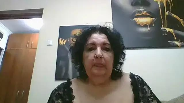 maturekorine from StripChat is Freechat