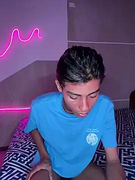 Mauuu18 from StripChat