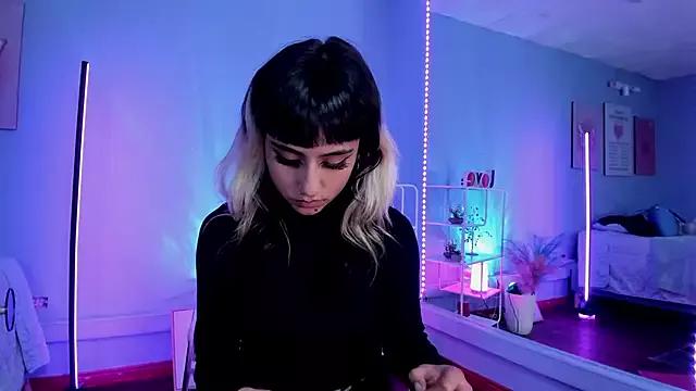 MaveParks_ from StripChat is Freechat