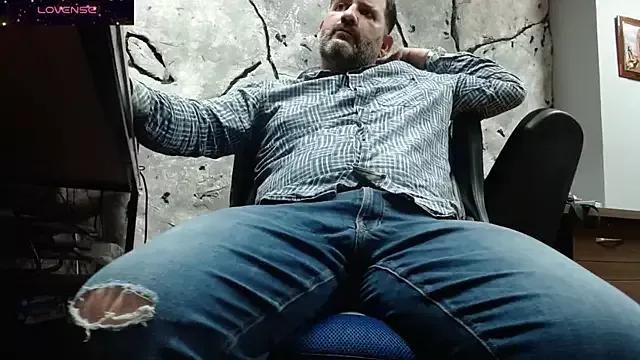 Maxi_thebig_daddy webcams show profile image 
