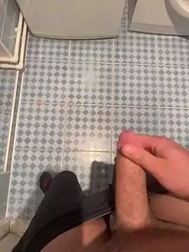 Maxim_16cm from StripChat is Freechat
