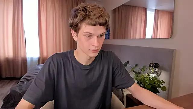 MAXIM_burn from StripChat is Freechat