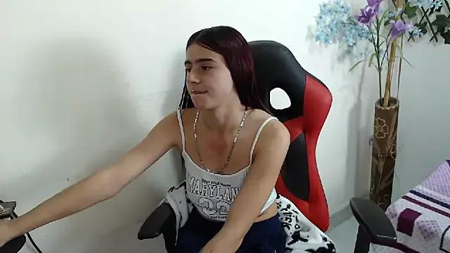 Maximesex from StripChat is Freechat
