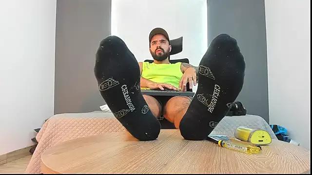 Maximo_Di_Santi from StripChat is Freechat