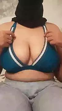 Maya_Arab_ from StripChat