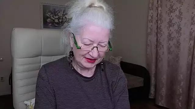 Maya_Mayflower from StripChat