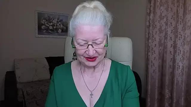 Maya_Mayflower from StripChat