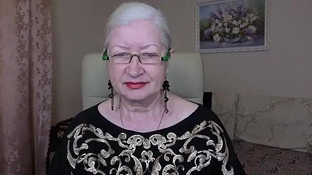 Maya_Mayflower from StripChat