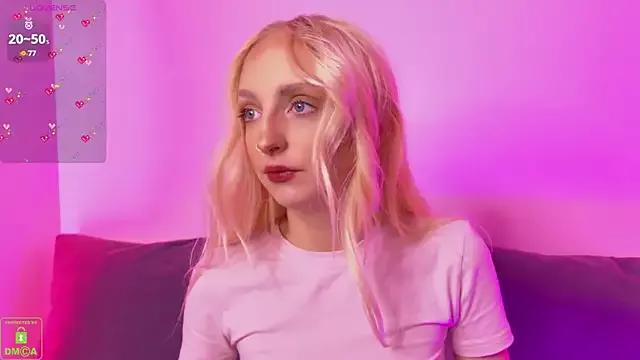 maya_snow from StripChat