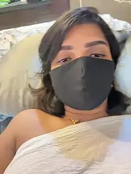 MaYaa__11 from StripChat