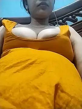 Mayabe-konna from StripChat