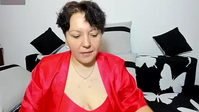 MayaBlowsYou from StripChat is Freechat