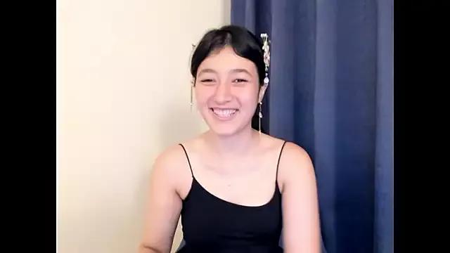 Mayachka333 from StripChat