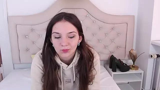 MayaFlirt from StripChat