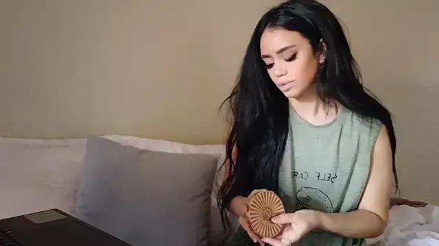 MayaIndica from StripChat