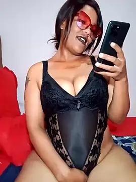 MayaMellow210 from StripChat